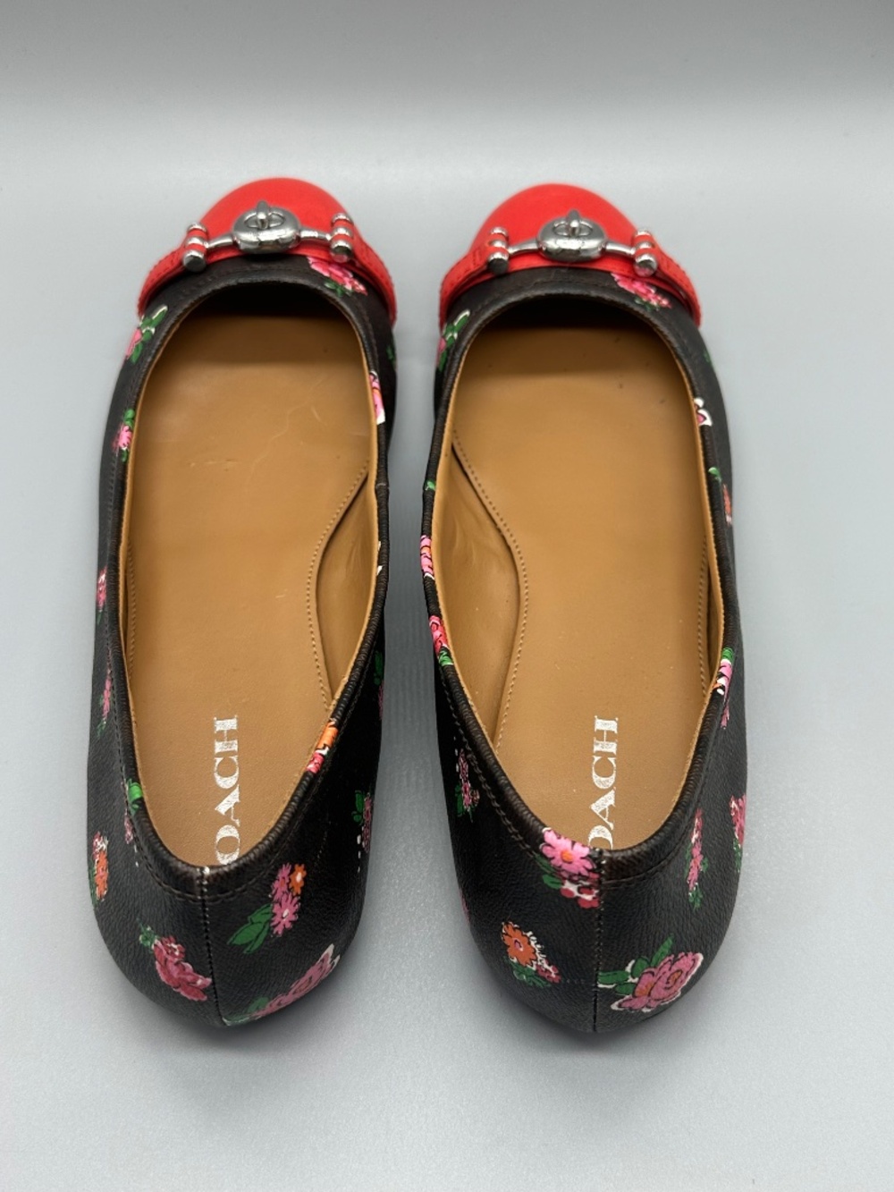 Coach Leila Red Floral Leather Ballet Flats 9.5B Classic Preppy - Picture 4 of 8